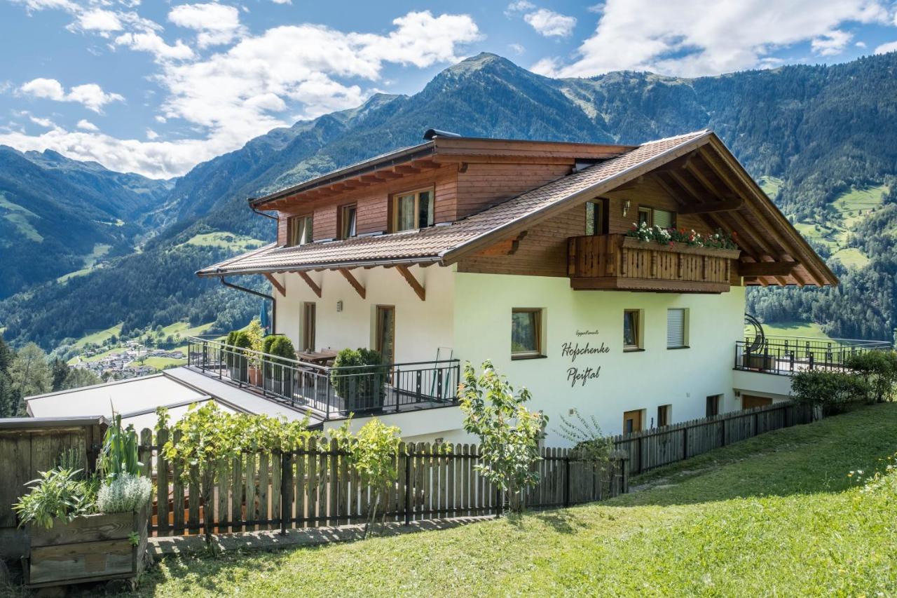 Hofschenke Pfeiftal - Bergblick Appartement San Martino di Castrozza Buitenkant foto